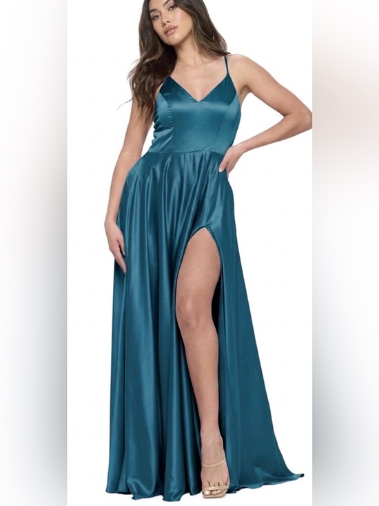white fox boutique dresses Favourite Moment Mini Dress Olive factory_000-factory-partner RED LIPSTICK EVERYWHERE 💄💄💄💄💋💋💋💄💄💄💄💋💋💄💄💄💋💋💄💄💋💋💋 The Think Im In Color:Regatta Blue